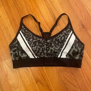 PINK Victoria's Secret Black and Gray Sports Bra with Leopard Print Large